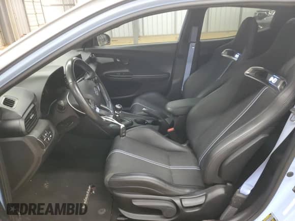 2022 Hyundai Veloster z VIN KMHT36AH1NU012200, wystawiony jako Copart lot #65205535 z przebiegiem 39 074 mil mil oraz Szkoda całkowita • Salvage title. Historia ofert i sprzedaży dostępna na DreamBid. Obrazek 7.