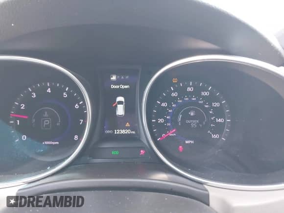 2013 Hyundai Santa Fe Sport z VIN 5XYZU3LB1DG111960, wystawiony jako IAAI lot #42887641 z przebiegiem 123 820 mil mil oraz . Historia ofert i sprzedaży dostępna na DreamBid. Obrazek 7.