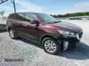 2019 Kia Sorento LX with VIN 5XYPG4A59KG484730, listed as a Copart auction lot 70177815 with 83,379 mi miles and Salvage title. Bid and sale history available at DreamBid. Image 4.