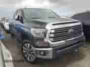 2019 Toyota Tundra Limited z VIN 5TFSY5F10KX246376, wystawiony jako Copart lot #75479174 z przebiegiem Nie podano mil oraz Nie do naprawy • Non repairable. Historia ofert i sprzedaży dostępna na DreamBid. Obrazek 4.