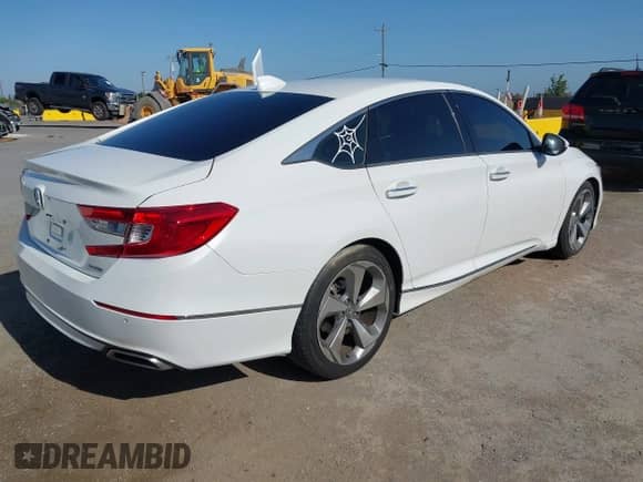 2018 Honda Accord Touring с VIN 1HGCV1F94JA107639, выставлен на аукционе IAAI как лот 42482273 с пробегом 92 594 миль миль и . История ставок и продаж доступна на DreamBid. Изображение 4.