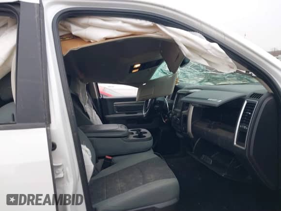 2019 Ram 1500 SLT с VIN 1C6RR7TT6KS566254, выставлен на аукционе IAAI как лот 41359681 с пробегом 139 253 миль миль и . История ставок и продаж доступна на DreamBid. Изображение 5.