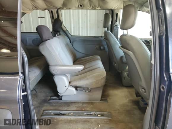 2007 Dodge Caravan SE z VIN 1D4GP25R17B238776, wystawiony jako Copart lot #65743195 z przebiegiem 256 802 mil mil oraz Szkoda całkowita • Salvage title. Historia ofert i sprzedaży dostępna na DreamBid. Obrazek 11.