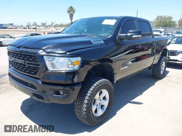 2022 Ram 1500 Big Horn с VIN 1C6RRFMG7NN441178, выставлен на аукционе IAAI как лот 42721492 с пробегом 16 459 миль миль и . История ставок и продаж доступна на DreamBid. Изображение 2.