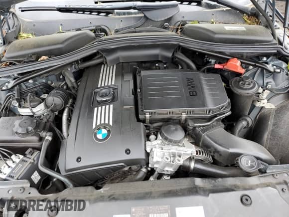 2010 BMW 5 Series 535i xDrive с VIN WBAPT7C50ACX02953, выставлен на аукционе Copart как лот 58293885 с пробегом 85 077 миль миль и Списание • Salvage title. История ставок и продаж доступна на DreamBid. Изображение 11.