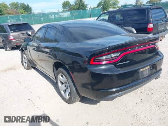 2015 Dodge Charger Police z VIN 2C3CDXAG2FH890743, wystawiony jako IAAI lot #43327061 z przebiegiem 12 mil mil oraz . Historia ofert i sprzedaży dostępna na DreamBid. Obrazek 3.