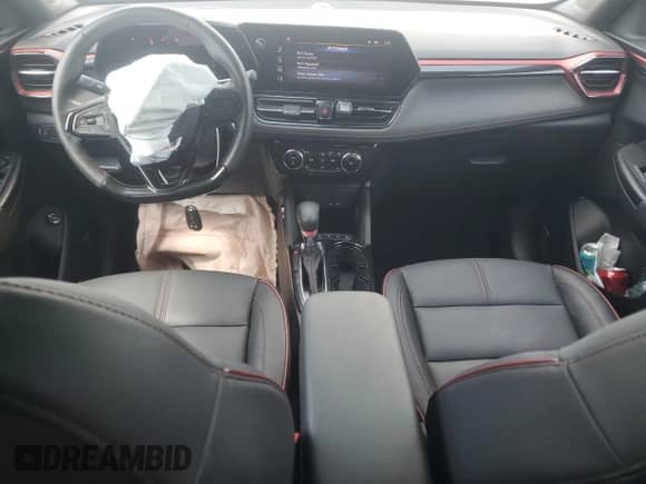 2024 Chevrolet TrailBlazer RS с VIN KL79MTSL7RB080092, выставлен на аукционе Copart как лот 67719225 с пробегом 21 217 миль миль и Списание • Salvage title. История ставок и продаж доступна на DreamBid. Изображение 8.