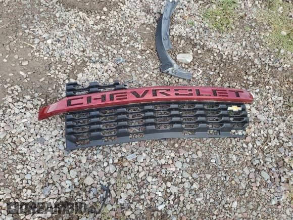 2021 Chevrolet Silverado 1500 Custom z VIN 1GCRYBEK3MZ356773, wystawiony jako Copart lot #81283105 z przebiegiem 47 882 mil mil oraz Szkoda całkowita • Salvage title. Historia ofert i sprzedaży dostępna na DreamBid. Obrazek 12.