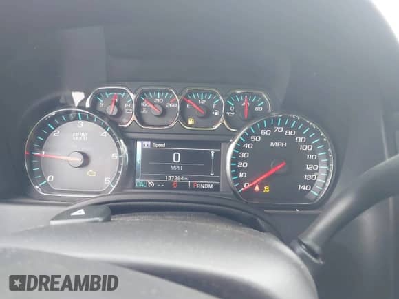 2015 Chevrolet Tahoe LT z VIN 1GNSKBKC2FR728646, wystawiony jako IAAI lot #42914435 z przebiegiem 137 284 mil mil oraz . Historia ofert i sprzedaży dostępna na DreamBid. Obrazek 7.