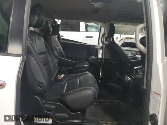2019 Toyota Sienna SE with VIN 5TDXZ3DC3KS979491, listed as a Copart auction lot 47046985 with 94,351 mi miles and Non repairable. Bid and sale history available at DreamBid. Image 12.