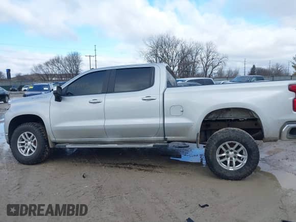 2020 Chevrolet Silverado 1500 LT с VIN 1GCUYDED6LZ302762, выставлен на аукционе IAAI как лот 41402510 с пробегом 150 000 миль миль и . История ставок и продаж доступна на DreamBid. Изображение 15.