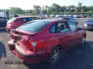 2004 Hyundai Elantra GT z VIN KMHDN56D84U129947, wystawiony jako IAAI lot #39868748 z przebiegiem 105 794 mil mil oraz . Historia ofert i sprzedaży dostępna na DreamBid. Obrazek 4.