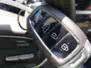 2019 Hyundai Santa Fe Ultimate с VIN 5NMS5CAA1KH092631, выставлен на аукционе IAAI как лот 42231974 с пробегом 57 231 миль миль и . История ставок и продаж доступна на DreamBid. Изображение 11.