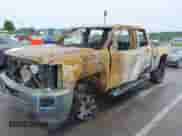 2015 Chevrolet Silverado 2500HD LT z VIN 1GC1KVEG4FF106698, wystawiony jako IAAI lot #42212983 z przebiegiem Nie podano mil oraz . Historia ofert i sprzedaży dostępna na DreamBid. Obrazek 6.