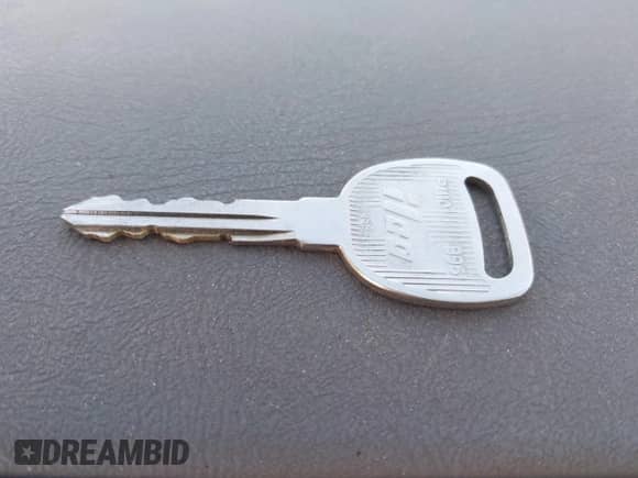 1997 Chevrolet Silverado 1500 with VIN 2GCEC19R9V1198951, listed as a IAAI auction lot 43413451 with 215,096 mi miles and . Bid and sale history available at DreamBid. Image 11.