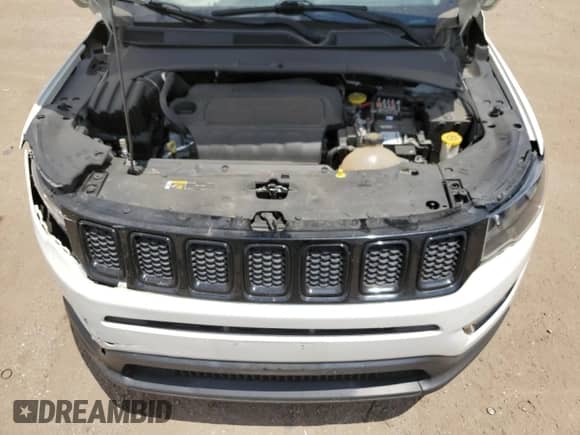 2018 Jeep Compass Latitude z VIN 3C4NJCBB2JT318340, wystawiony jako Copart lot #65468945 z przebiegiem 68 133 mil mil oraz Szkoda całkowita • Salvage title. Historia ofert i sprzedaży dostępna na DreamBid. Obrazek 12.