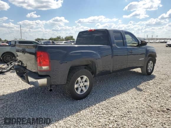 2011 GMC Sierra 1500 Work Truck with VIN 1GTR1TEX3BZ175675, listed as a Copart auction lot 72211174 with 230,927 mi miles and Salvage title. Bid and sale history available at DreamBid. Image 3.