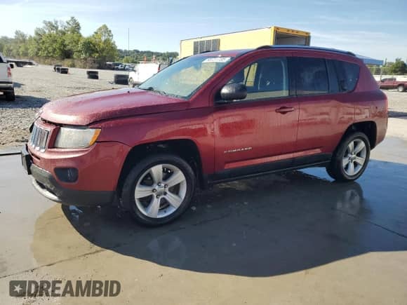 2011 Jeep Compass с VIN 1J4NT1FA1BD165483, выставлен на аукционе Copart как лот 68731735 с пробегом 165 386 миль миль и Списание • Salvage title. История ставок и продаж доступна на DreamBid. Изображение 1.