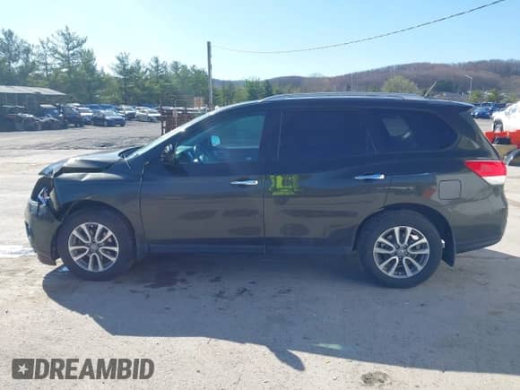 2016 Nissan Pathfinder Platinum with VIN 5N1AR2MM8GC644918, listed as a IAAI auction lot 41937391 with 130,285 mi miles and . Bid and sale history available at DreamBid. Image 15.