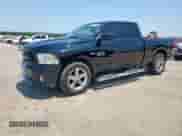 2013 Ram 1500 Express z VIN 1C6RR6FT2DS586929, wystawiony jako Copart lot #61037715 z przebiegiem 247 963 mil mil oraz Czysty tytuł • Clean title. Historia ofert i sprzedaży dostępna na DreamBid. Obrazek 1.