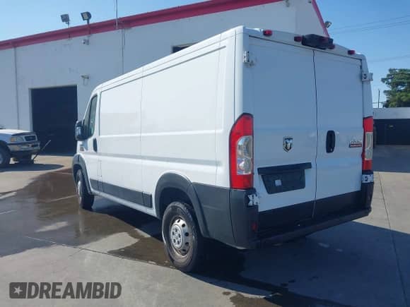 2019 Ram ProMaster Cargo with VIN 3C6TRVAGXKE505802, listed as a IAAI auction lot 42418639 with 201,313 mi miles and . Bid and sale history available at DreamBid. Image 3.
