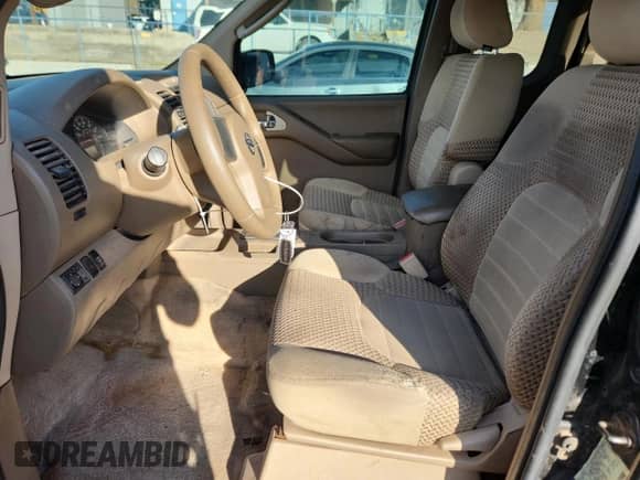 2005 Nissan Frontier SE z VIN 1N6AD06U95C411015, wystawiony jako Copart lot #84220545 z przebiegiem 167 313 mil mil oraz Szkoda całkowita • Salvage title. Historia ofert i sprzedaży dostępna na DreamBid. Obrazek 7.