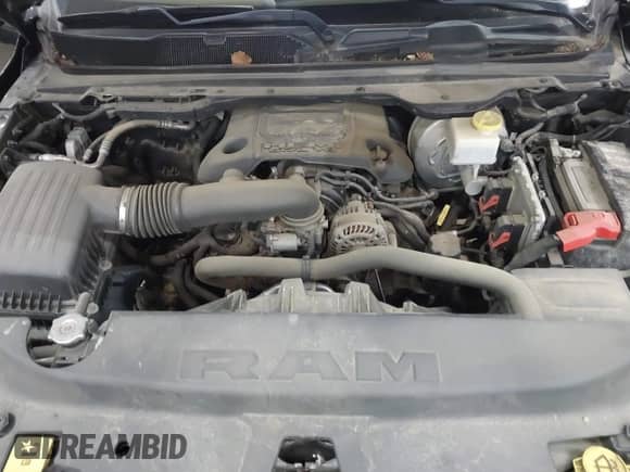 2020 Ram 1500 Big Horn z VIN 1C6SRFBT6LN142263, wystawiony jako IAAI lot #42992728 z przebiegiem 94 208 mil mil oraz . Historia ofert i sprzedaży dostępna na DreamBid. Obrazek 10.