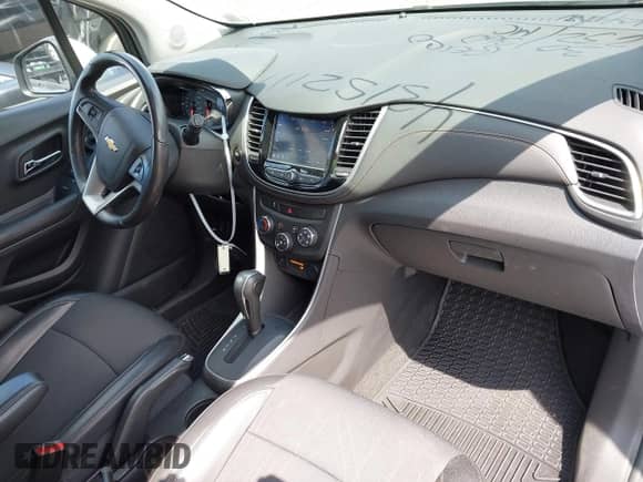 2022 Chevrolet Trax LT с VIN KL7CJPSM4NB551219, выставлен на аукционе IAAI как лот 43152111 с пробегом 30 232 миль миль и . История ставок и продаж доступна на DreamBid. Изображение 5.