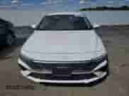 2025 Hyundai Elantra SE with VIN KMHLL4DG2SU898126, listed as a Copart auction lot 69808525 with 8,327 mi miles and Salvage title. Bid and sale history available at DreamBid. Image 5.