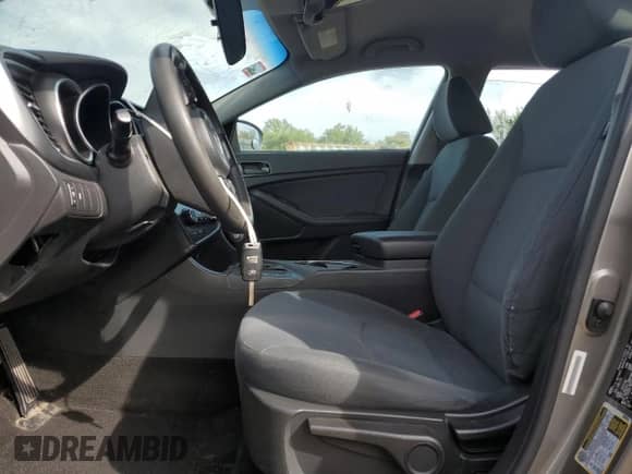 2015 Kia Optima LX z VIN 5XXGM4A75FG384449, wystawiony jako Copart lot #81999945 z przebiegiem 145 365 mil mil oraz Szkoda całkowita • Salvage title. Historia ofert i sprzedaży dostępna na DreamBid. Obrazek 7.