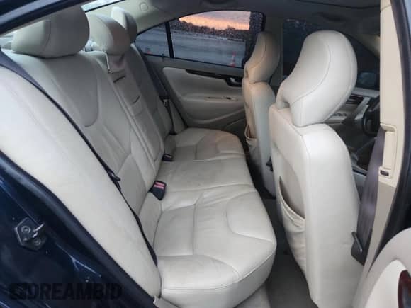 2004 Volvo S60 с VIN YV1RS59V042375033, выставлен на аукционе Copart как лот 84001405 с пробегом 198 457 миль миль и Списание • Salvage title. История ставок и продаж доступна на DreamBid. Изображение 10.