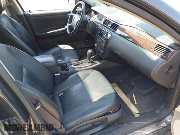 2014 Chevrolet Impala LTZ с VIN 2G1WC5E36E1151785, выставлен на аукционе IAAI как лот 42834656 с пробегом 157 174 миль миль и . История ставок и продаж доступна на DreamBid. Изображение 5.