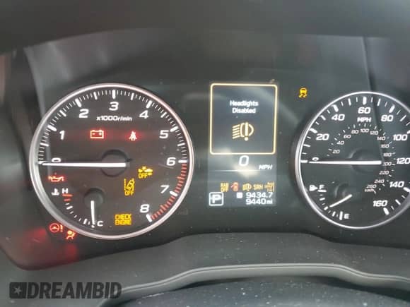 2025 Subaru Forester Touring z VIN JF2SLDTC8SH477603, wystawiony jako Copart lot #59725775 z przebiegiem 9 440 mil mil oraz Szkoda całkowita • Salvage title. Historia ofert i sprzedaży dostępna na DreamBid. Obrazek 9.