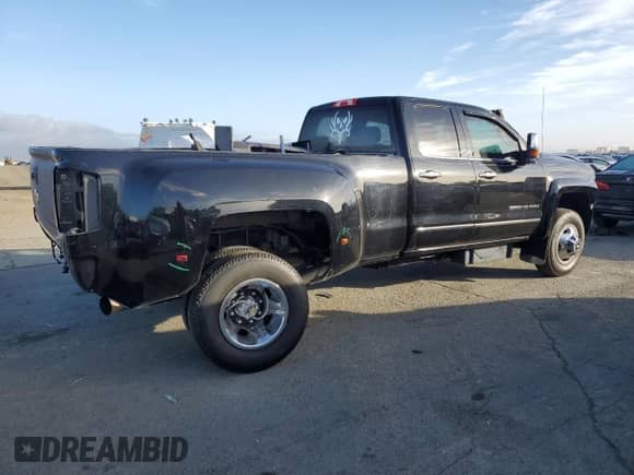2015 Chevrolet Silverado 3500HD LTZ с VIN 1GC5K0C82FZ552525, выставлен на аукционе Copart как лот 80791284 с пробегом 59 404 миль миль и Списание • Salvage title. История ставок и продаж доступна на DreamBid. Изображение 3.
