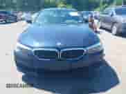 2019 BMW 5 Series 540i xDrive с VIN WBAJE7C53KWW14155, выставлен на аукционе IAAI как лот 42966331 с пробегом 72 218 миль миль и . История ставок и продаж доступна на DreamBid. Изображение 13.
