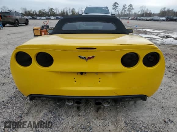 2007 Chevrolet Corvette с VIN 1G1YY36U375137401, выставлен на аукционе Copart как лот 87452024 с пробегом 84 670 миль миль и Списание • Salvage title. История ставок и продаж доступна на DreamBid. Изображение 6.