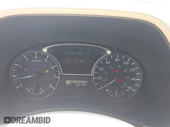 2014 Nissan Pathfinder SV with VIN 5N1AR2MMXEC639636, listed as a IAAI auction lot 42475668 with 184,578 mi miles and . Bid and sale history available at DreamBid. Image 7.