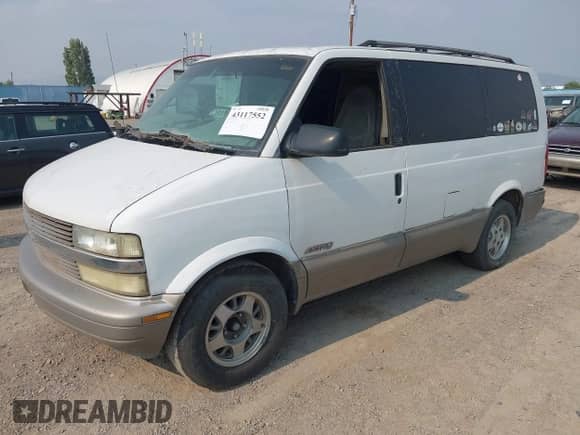 2001 Chevrolet Astro с VIN 1GNDM19W31B139734, выставлен на аукционе IAAI как лот 43117552 с пробегом 207 274 миль миль и . История ставок и продаж доступна на DreamBid. Изображение 2.