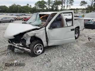 1989 GMC Sierra 1500 with VIN 1GTDK14K5KZ533568, listed as a Copart auction lot 74549194 with 2,137,484 mi miles and Salvage title. Bid and sale history available at DreamBid. Image 1.