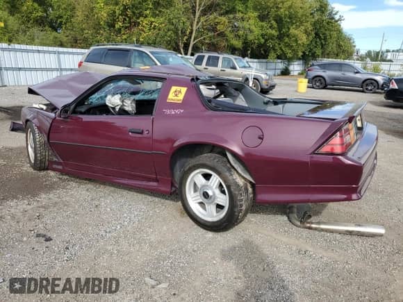 1992 Chevrolet Camaro RS с VIN 1G1FP23E6NL153781, выставлен на аукционе Copart как лот 73136424 с пробегом 140 028 миль миль и На запчасти • Non repairable. История ставок и продаж доступна на DreamBid. Изображение 2.