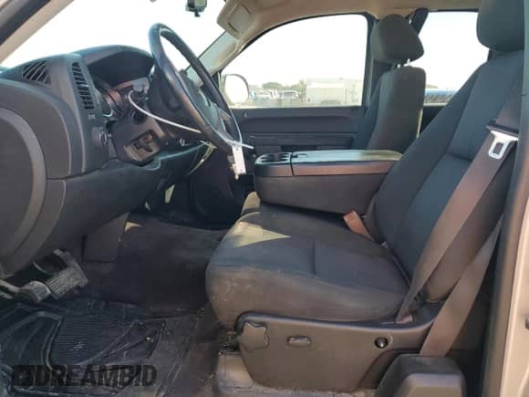 2013 Chevrolet Silverado 1500 LT z VIN 1GCRCSE06DZ106537, wystawiony jako Copart lot #86861125 z przebiegiem 118 938 mil mil oraz Szkoda całkowita • Salvage title. Historia ofert i sprzedaży dostępna na DreamBid. Obrazek 7.