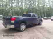 2007 Toyota Tundra SR5 z VIN 5TFST54187X001737, wystawiony jako IAAI lot #42930382 z przebiegiem 231 322 mil mil oraz . Historia ofert i sprzedaży dostępna na DreamBid. Obrazek 4.