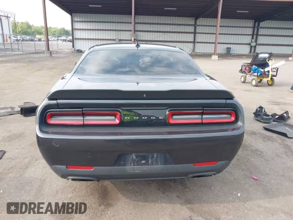 2018 Dodge Challenger R/T Scat Pack with VIN 2C3CDZFJ2JH112340, listed as a IAAI auction lot 42390641 with 60,153 mi miles and . Bid and sale history available at DreamBid. Image 16.