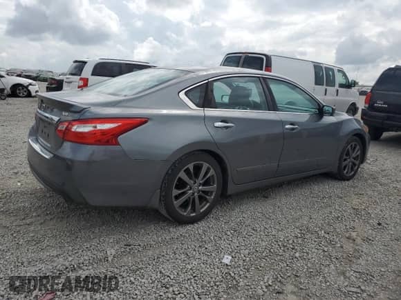 2016 Nissan Altima S with VIN 1N4AL3APXGC287273, listed as a Copart auction lot 53168405 with 130,576 mi miles and Salvage title. Bid and sale history available at DreamBid. Image 3.