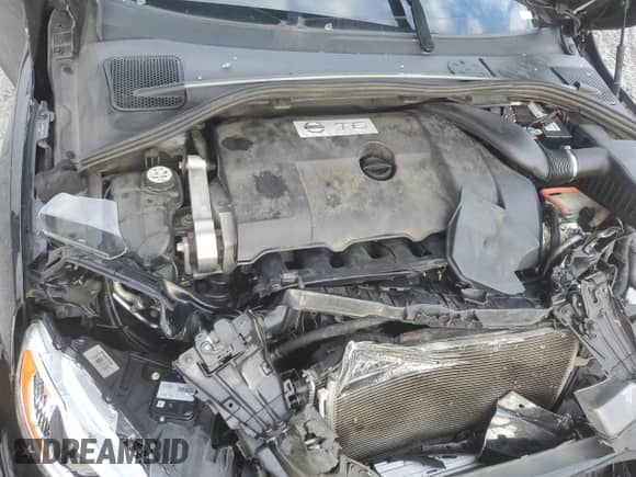 2014 Volvo S60 T6 with VIN YV1902FH2E2293308, listed as a Copart auction lot 85340634 with Not provided miles and Salvage title. Bid and sale history available at DreamBid. Image 11.