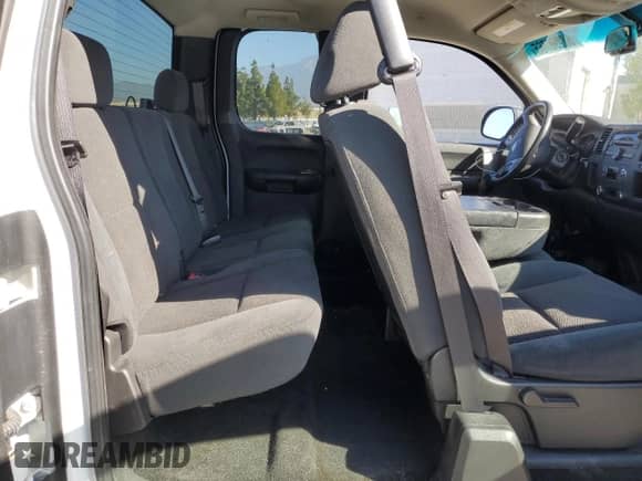 2007 GMC Sierra 1500 SLE1 with VIN 1GTEC19C87Z570530, listed as a Copart auction lot 60296765 with 215,143 mi miles and Salvage title. Bid and sale history available at DreamBid. Image 10.