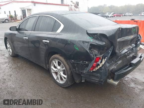 2014 Nissan Maxima S z VIN 1N4AA5AP9EC905908, wystawiony jako IAAI lot #43253021 z przebiegiem 118 012 mil mil oraz . Historia ofert i sprzedaży dostępna na DreamBid. Obrazek 3.