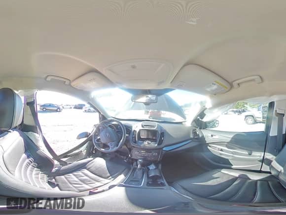 2017 Ford Escape Titanium с VIN 1FMCU9J97HUC73844, выставлен на аукционе Copart как лот 86480435 с пробегом 107 027 миль миль и Списание • Salvage title. История ставок и продаж доступна на DreamBid. Изображение 15.
