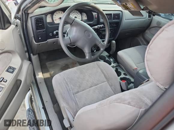 2003 Toyota Tacoma PreRunner with VIN 5TESN92N03Z164442, listed as a Copart auction lot 85711245 with 273,570 mi miles and Salvage title. Bid and sale history available at DreamBid. Image 8.