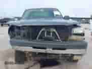 2003 Chevrolet Silverado 2500HD LS z VIN 1GCHK23U73F169313, wystawiony jako IAAI lot #42730794 z przebiegiem 182 152 mil mil oraz . Historia ofert i sprzedaży dostępna na DreamBid. Obrazek 13.